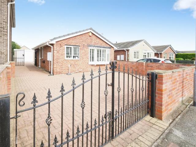 Bungalow for sale in Royston, South Yorkshire