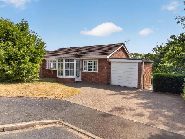 Bungalow for sale in Forthampton, Worcestershire