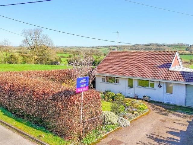 Bungalow for sale in Stanford On Avon, Leicestershire