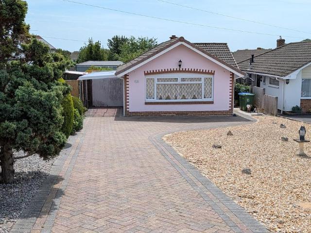 Bungalow for sale in Hill Park, Fareham
