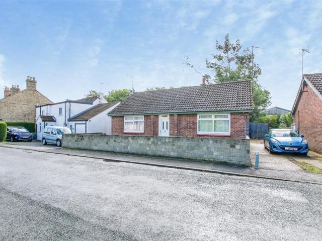 Bungalow for sale in Four Gotes, Cambridgeshire
