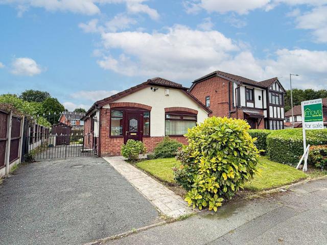 Bungalow for sale in Calderstones