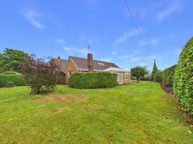 Bungalow for sale in Roos, East Riding Of Yorkshire