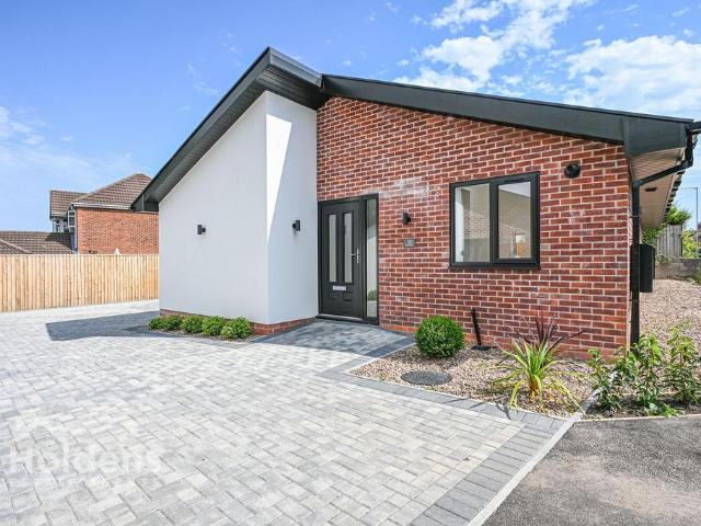Bungalow for sale in Penwortham, Firbank