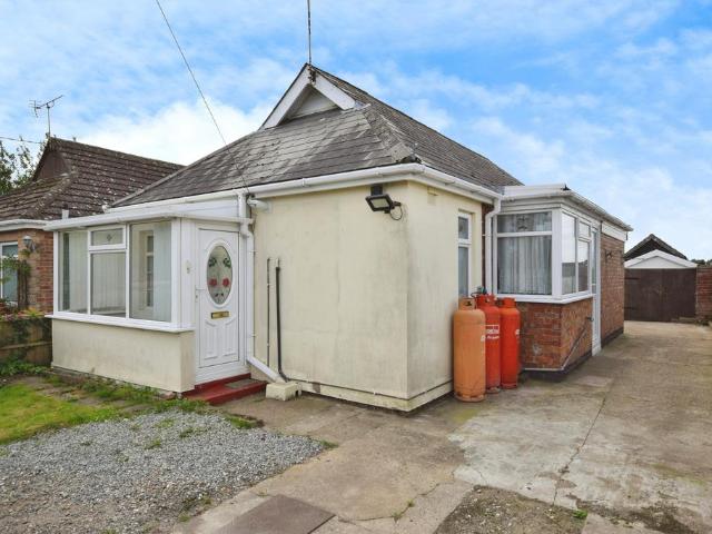 Bungalow for sale in Belleau, Lincolnshire