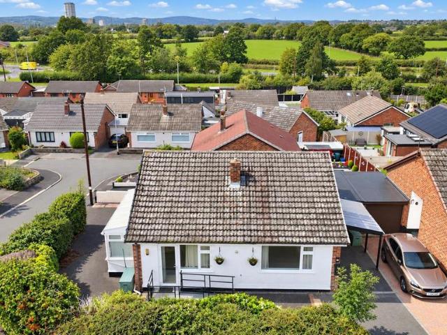 Bungalow for sale in Penyffordd, Flintshire