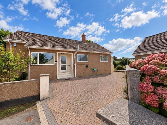 Bungalow for sale in Mount Wise