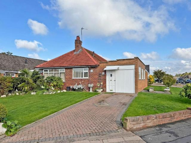 Bungalow for sale in Goldthorn Hill, Wolverhampton