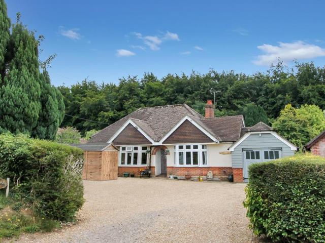 Bungalow for sale in Swanmore, Hampshire