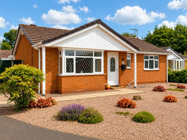 Bungalow for sale in Birchwood, Brayford