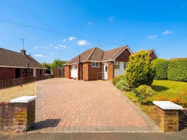 Bungalow for sale in Hythe and Dibden, Ashurst Bridge