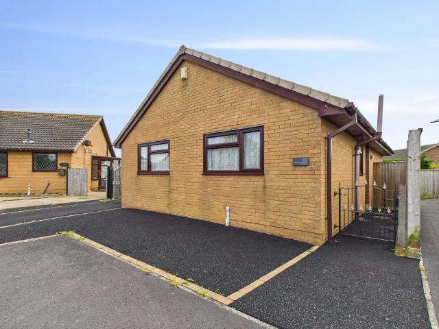 Bungalow for sale in Mablethorpe and Sutton, Belleau