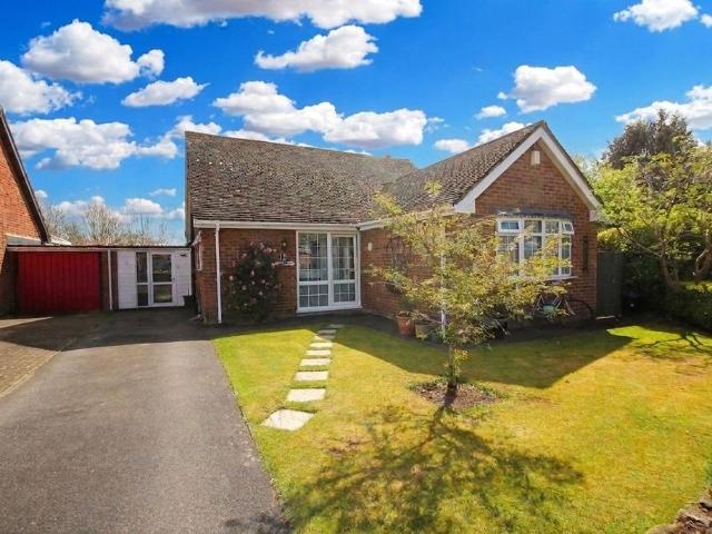 Bungalow for sale in Cuddington, Cheshire
