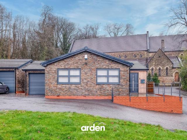 Bungalow for sale in Woodcross, West Midlands