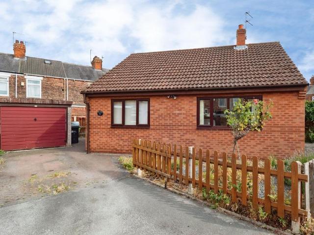Bungalow for sale in Avenues, Hull