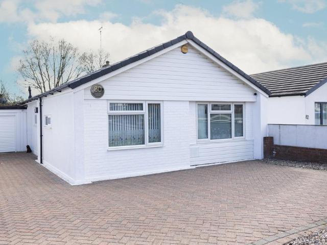 Bungalow for sale in Alton Barnes, Essex
