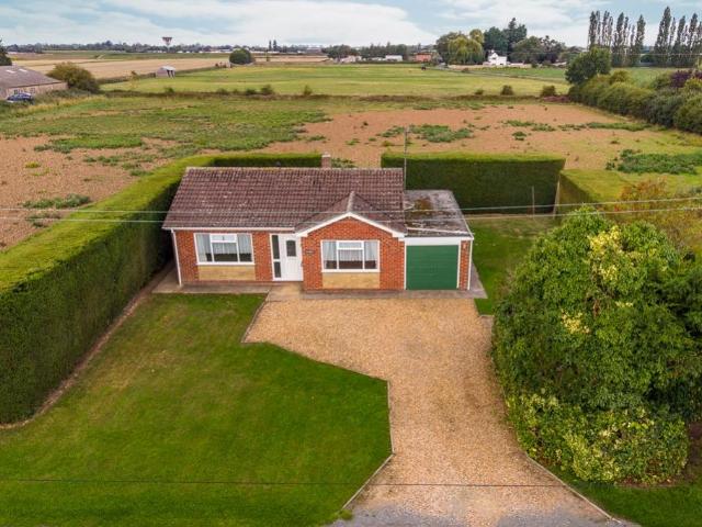Bungalow for sale in Gosberton Clough, Lincolnshire