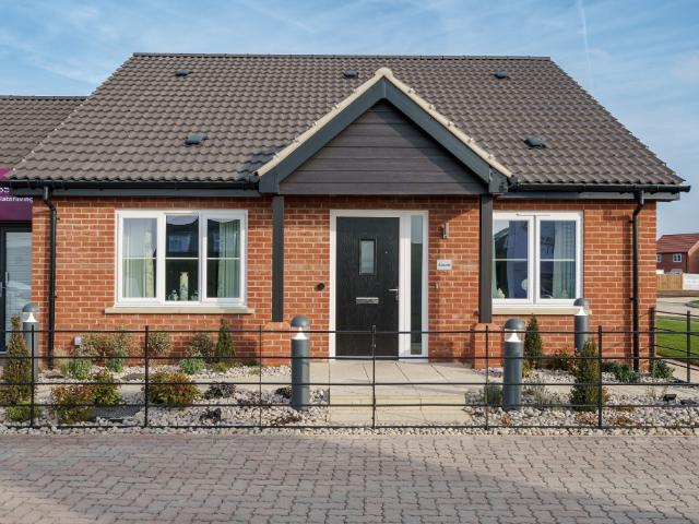 Bungalow for sale in Hunstanton, Brookville