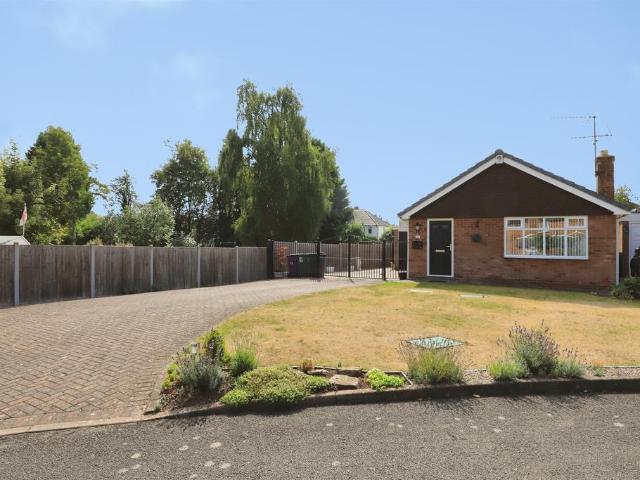 Bungalow for sale in Springhill, West Midlands