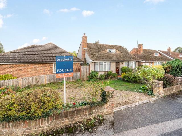 Bungalow for sale in Tonbridge, Tonbridge and Malling