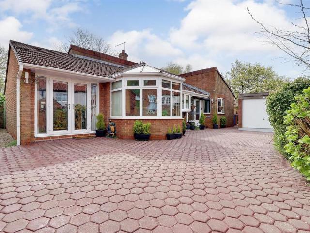 Bungalow for sale in Ellerker