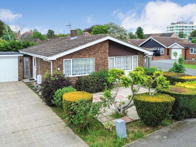 Bungalow for sale in Newnham, Bedford