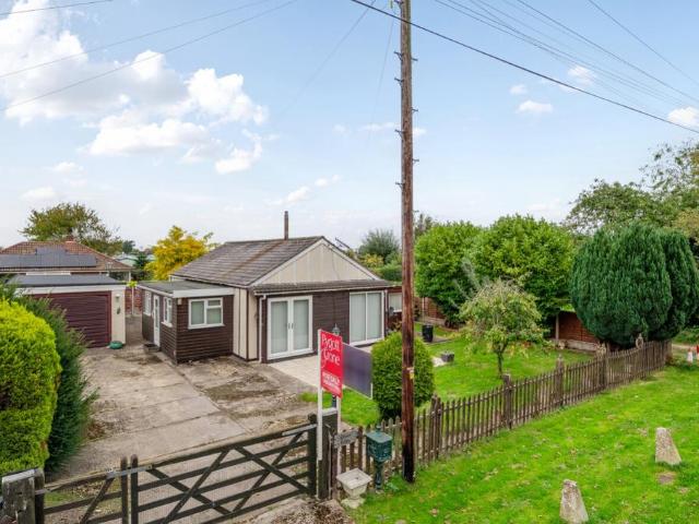 Bungalow for sale in Saltfleet, East Lindsey