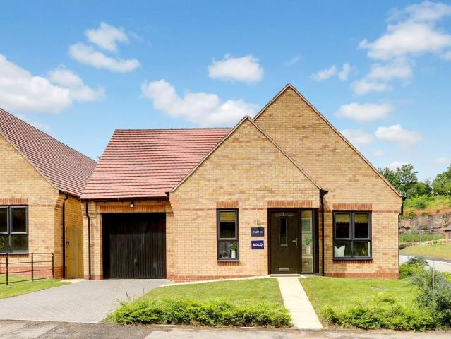 Bungalow for sale in Potters Corner, East Midlands