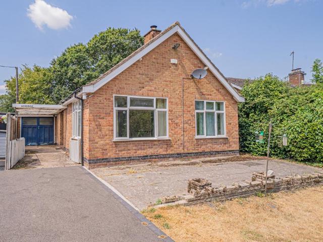 Bungalow for sale in Wroxall, Green Close
