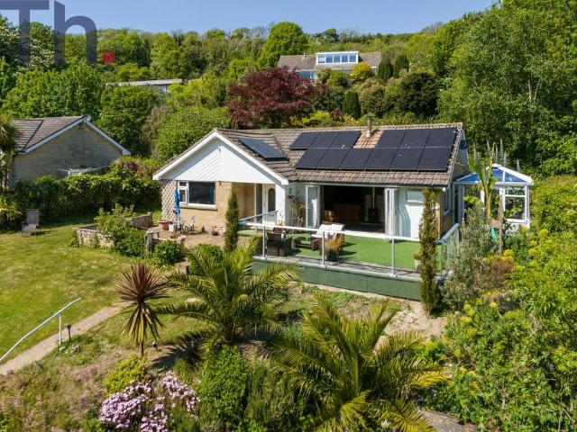 Bungalow for sale in St. Lawrence, Ventnor