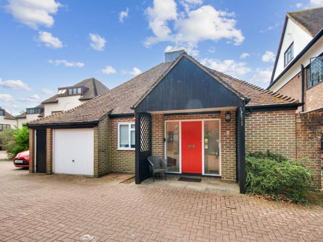 Bungalow for sale in Perryfields, West Sussex
