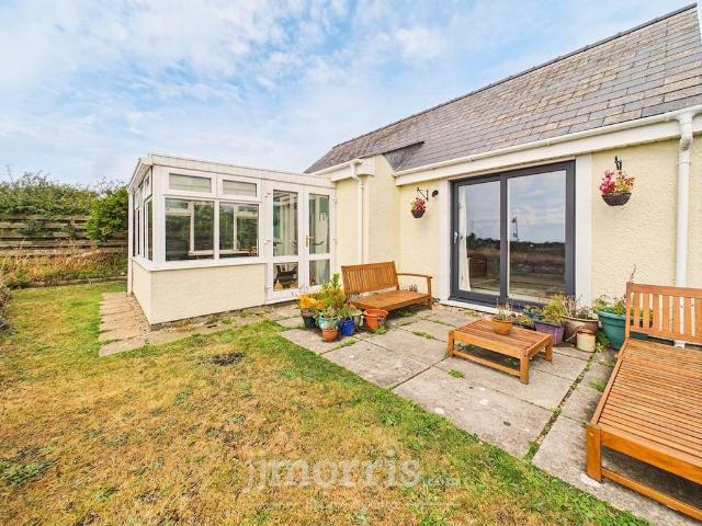 Bungalow for sale in Wales