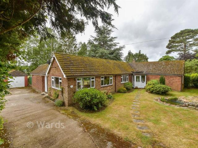 Bungalow for sale in Bridgefield, Kent
