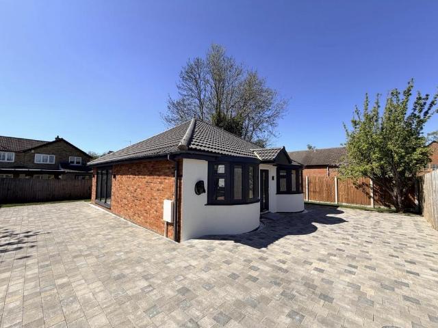 Bungalow for sale in Orton Malborne, Peterborough