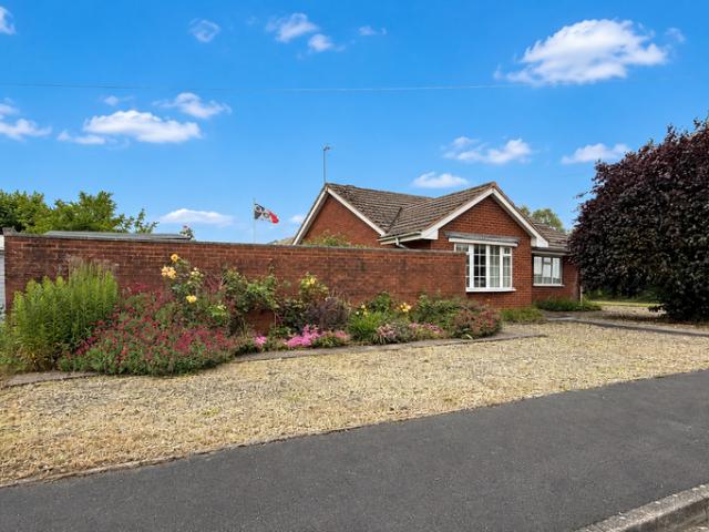 Bungalow for sale in Greenhill, Rushock