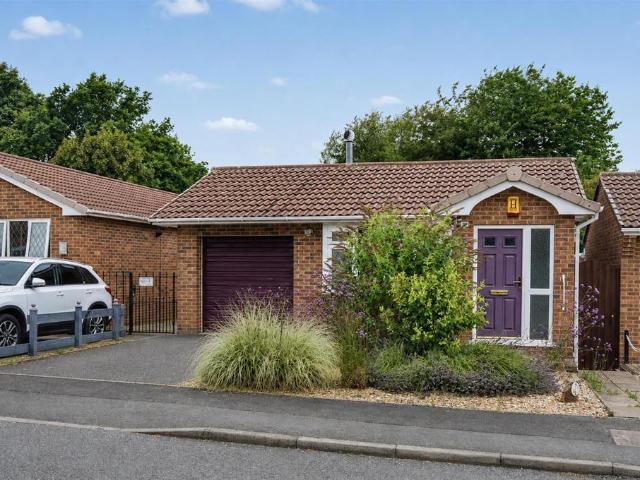 Bungalow for sale in Caldermill, East Midlands