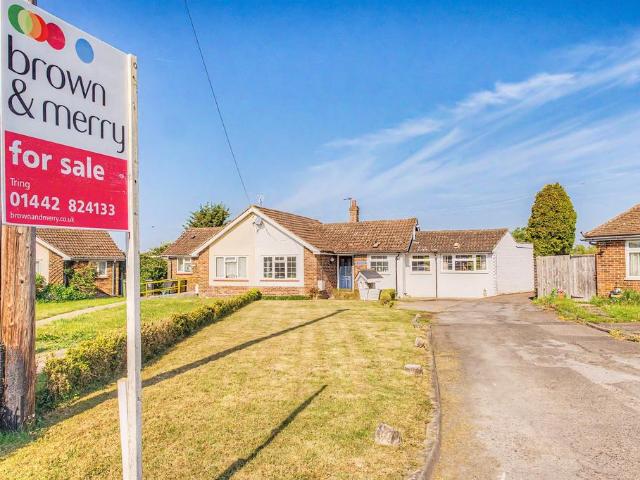 Bungalow for sale in Long Marston, Pouchen End