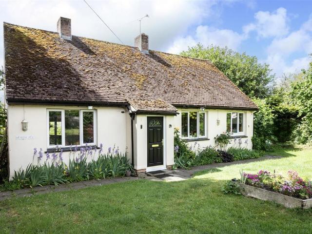 Bungalow for sale in Barton Stacey, Hampshire