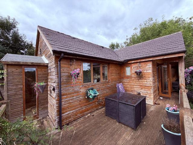 Bungalow for sale in Shropshire