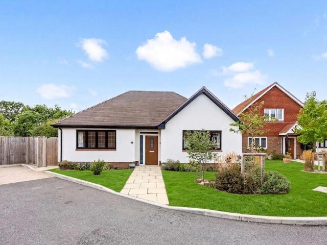 Bungalow for sale in Perryfields, West Sussex