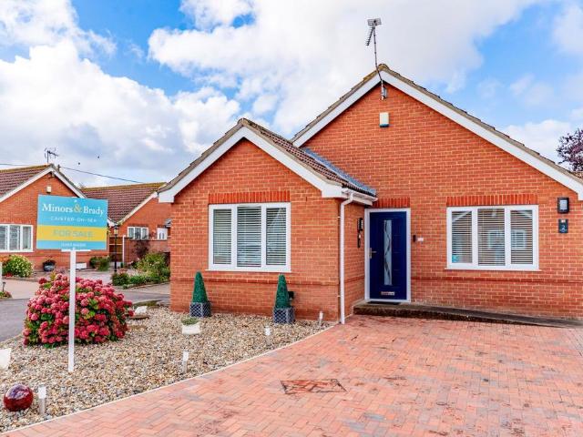 Bungalow for sale in Hemsby, Great Yarmouth
