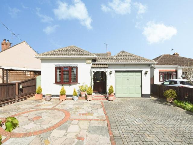Bungalow for sale in Broomfield, Chelmsford