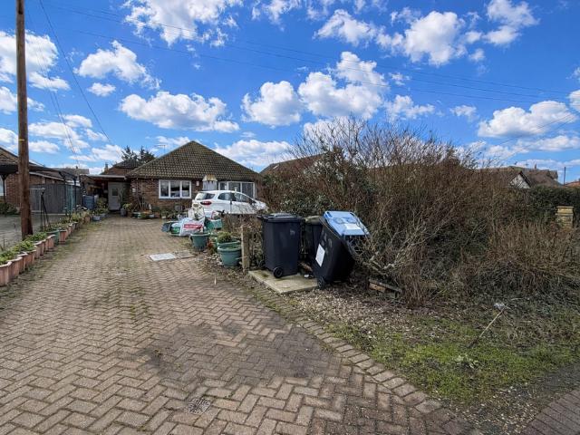 Bungalow for sale in Whitstable, Kent