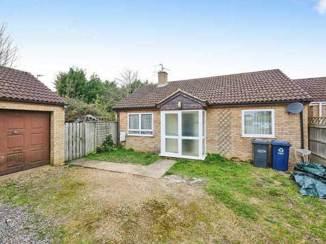 Bungalow for sale in Huntingdon, Cambridgeshire