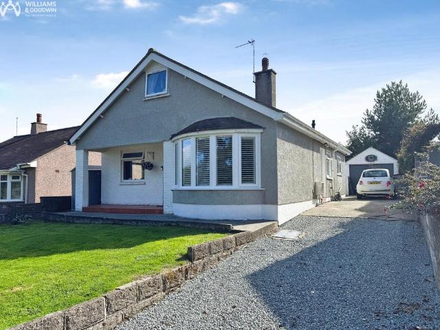 Bungalow for sale in Porth-y-Felin, Holyhead