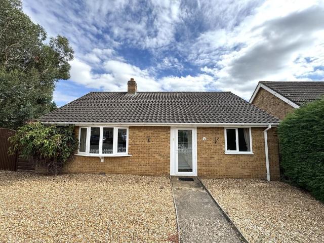 Bungalow for sale in Watlington, Brookville