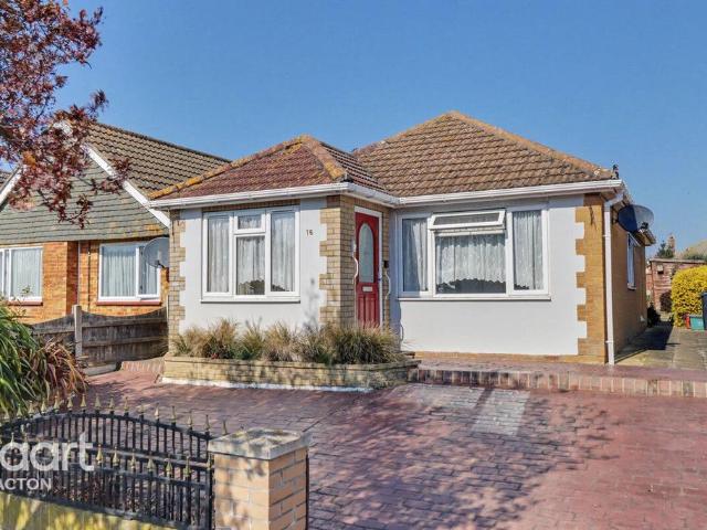 Bungalow for sale in Dale Hill, Essex