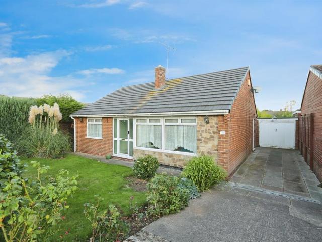 Bungalow for sale in Aston cum Aughton, Aston