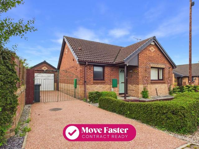 Bungalow for sale in Anlaby Park, Hull