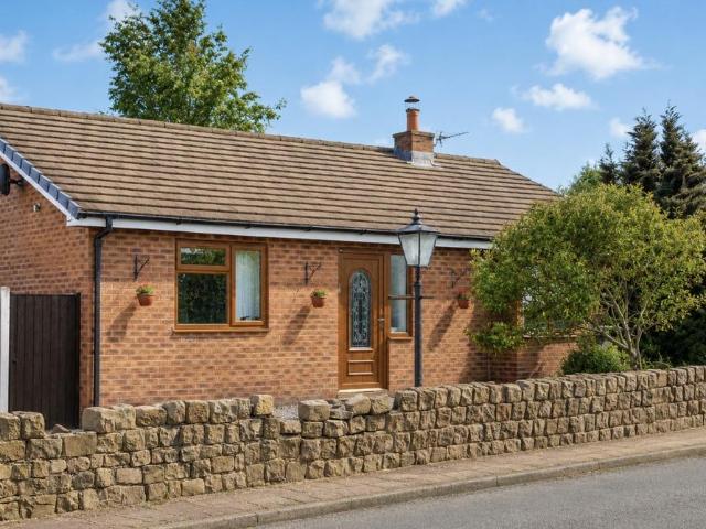 Bungalow for sale in Burtonwood and Westbrook, Warrington